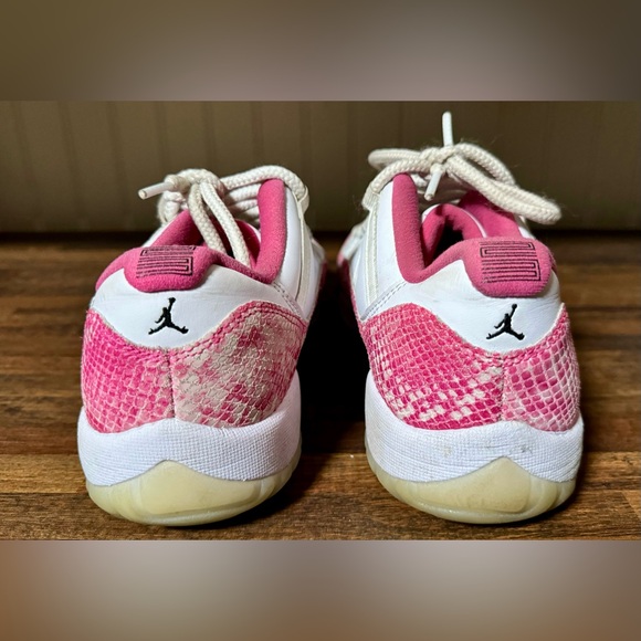 Jordan 11 Retro Low Pink Snakeskin Women’s Size 9.5 - Picture 6 of 15